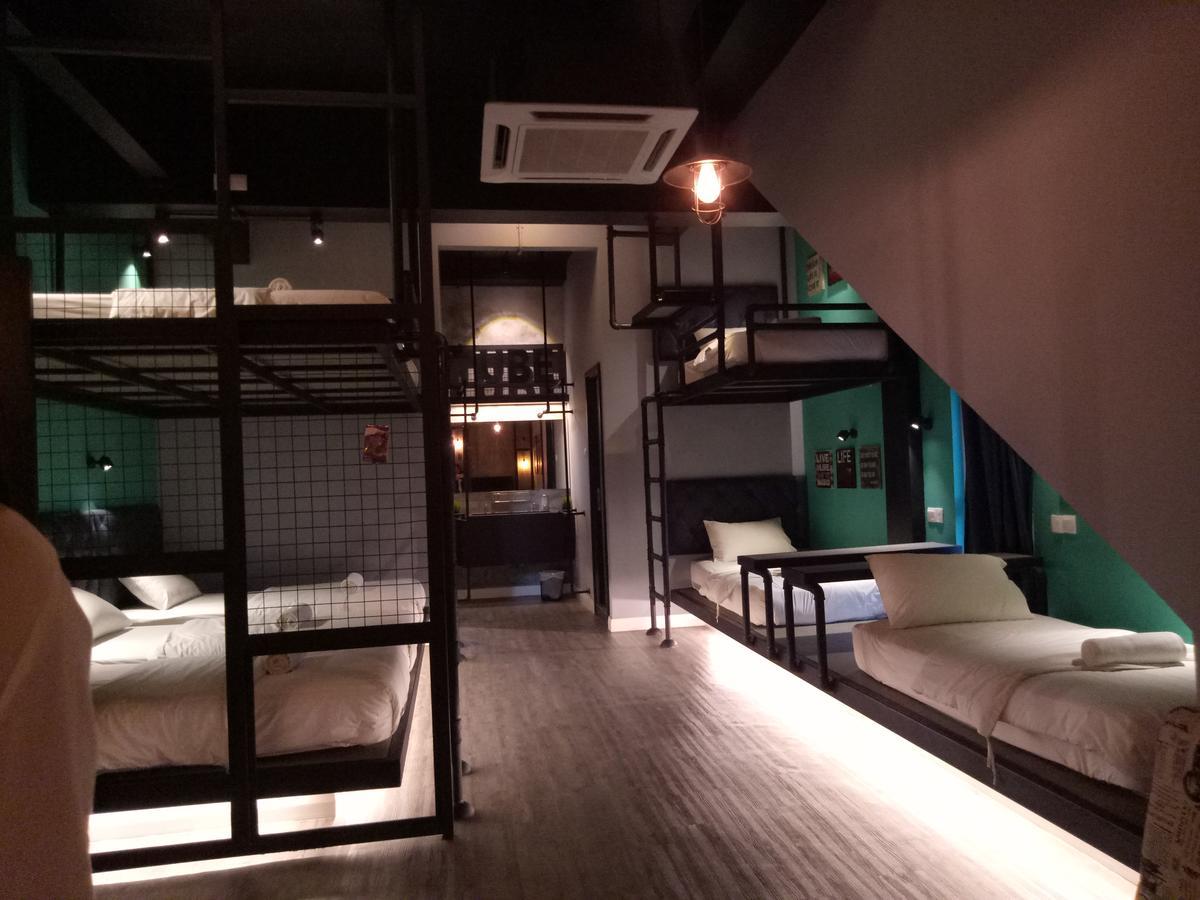 Tube Hotel Klebang Melaka Zewnętrze zdjęcie