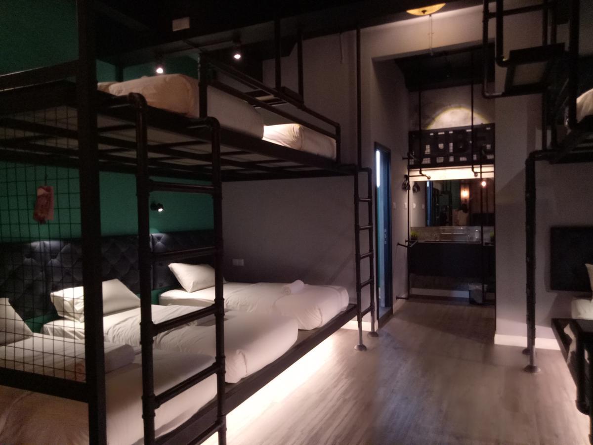 Tube Hotel Klebang Melaka Zewnętrze zdjęcie