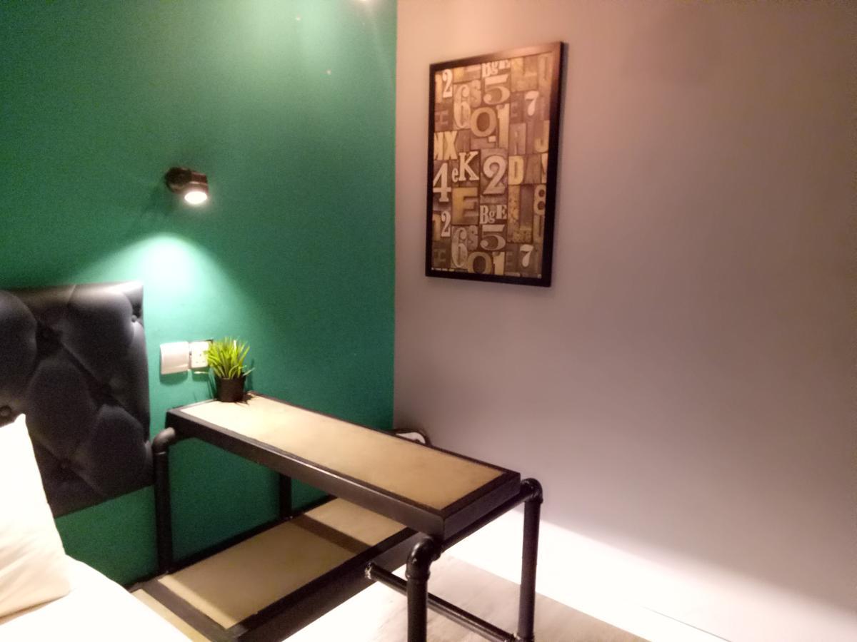 Tube Hotel Klebang Melaka Zewnętrze zdjęcie