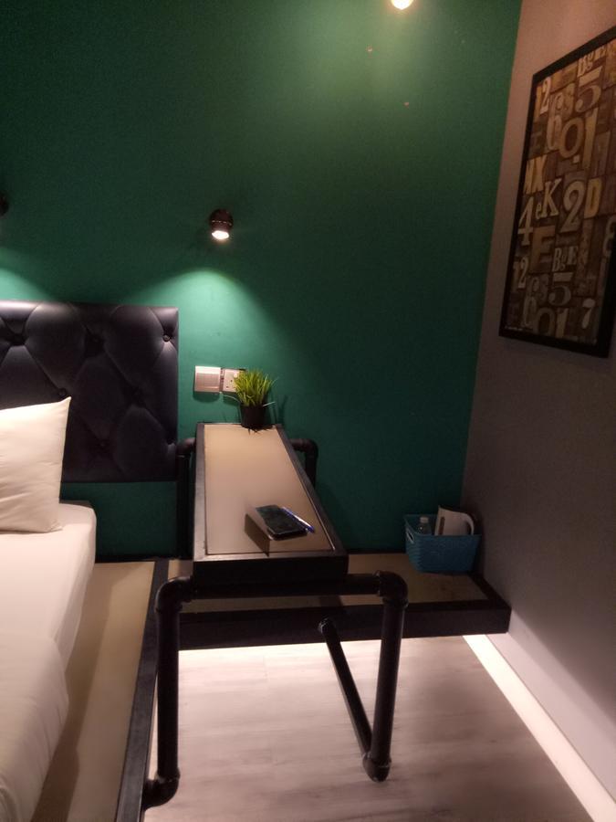 Tube Hotel Klebang Melaka Zewnętrze zdjęcie